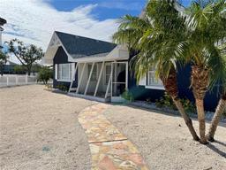 Picture of 237 S Harbor Drive, Holmes Beach, FL 34217