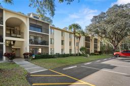 Picture of 1398 Shady Pine Way Unit H2, Tarpon Springs, FL 34688