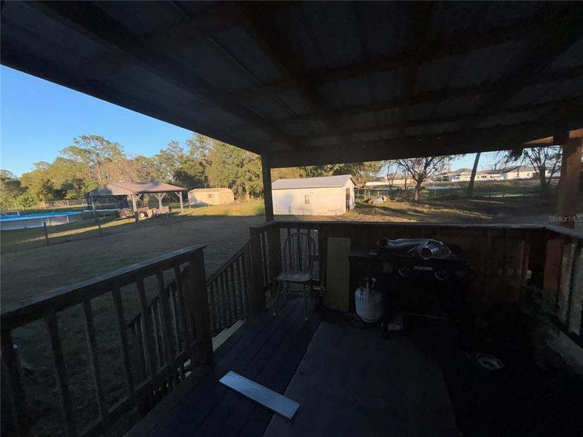 Picture of 2060 Meadow Oak Circle, Polk City FL 33868