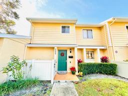 Picture of 2254 Ohara Court Unit 1055, Orlando, FL 32812