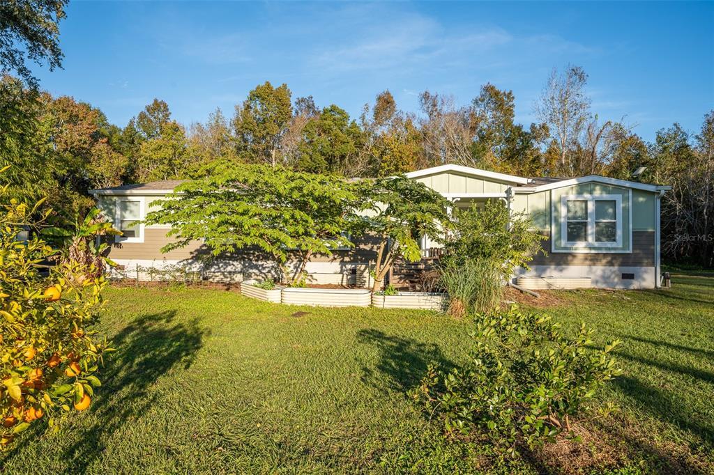 Picture of 227 N Putnam Grove Road, Oak Hill, FL 32759