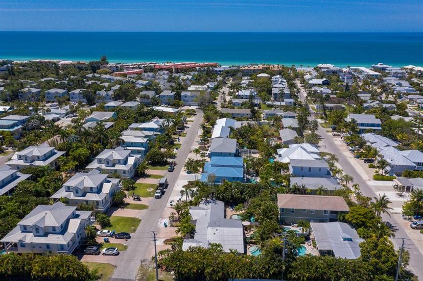 Picture of 303 65Th Street Unit B, Holmes Beach FL 34217