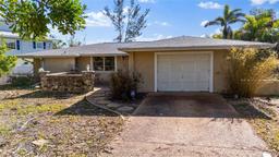 Picture of 259 Gladiolus Street, Anna Maria, FL 34216