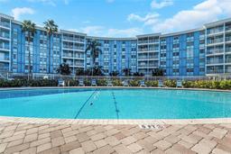 Picture of 3315 58Th Avenue S Unit 421, St Petersburg, FL 33712