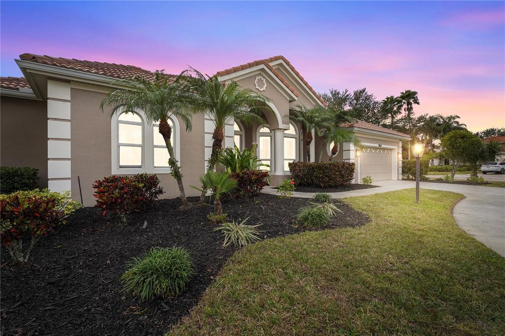 Picture of 7042 Twin Hills Terrace, Lakewood Ranch, FL 34202