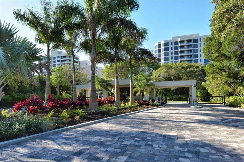 Picture of 1211 Gulf Of Mexico Drive Unit 408, Longboat Key FL 34228