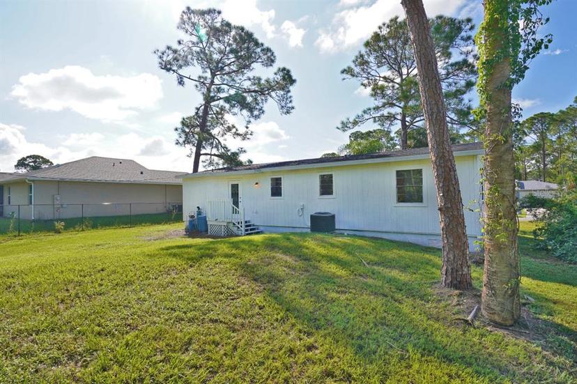 Picture of 437 Truvall Street Sw, Palm Bay FL 32908