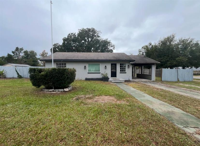 Picture of 793 N Kentucky Avenue, Umatilla FL 32784