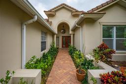 Picture of 7117 Victoria Circle, University Park, FL 34201