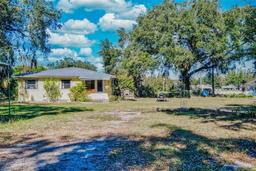 Picture of 13515 Gavin Road, Dover, FL 33527