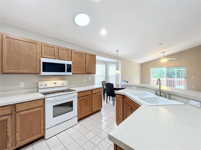 Picture of 425 Tree Shore Drive, Orlando FL 32825