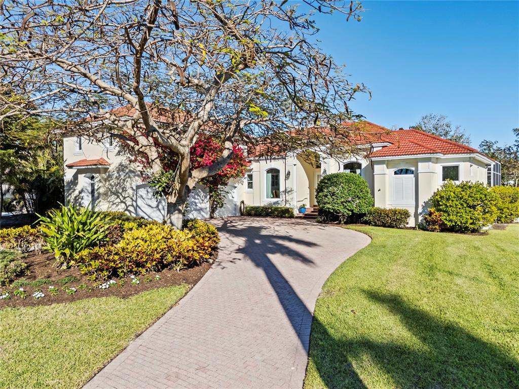 Picture of 5106 Seahorse Avenue, Naples, FL 34103