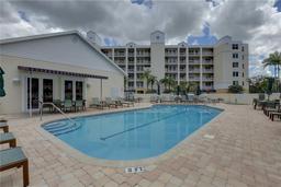 Picture of 1200 Country Club Drive Unit 2504, Largo, FL 33771