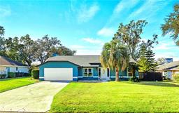 Picture of 4417 Orangewood Loop W, Lakeland, FL 33813