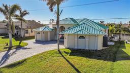 Picture of 9567 Honeymoon Drive, Port Charlotte, FL 33981