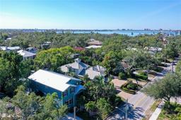 Picture of 1732 Hillview Street, Sarasota, FL 34239