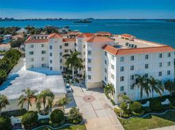 Picture of 1860 N Fort Harrison Avenue Unit 104, Clearwater, FL 33755