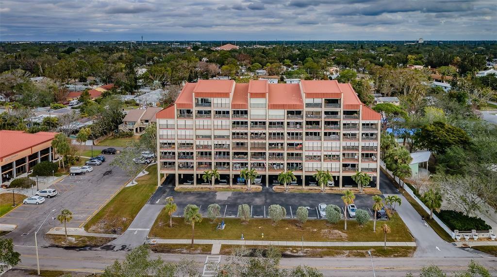 Picture of 7037 Sunset Drive S Unit 203, South Pasadena, FL 33707