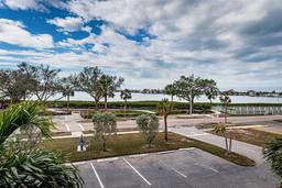 Picture of 7037 Sunset Drive S Unit 203, South Pasadena, FL 33707