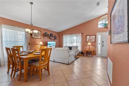 Picture of 422 Troon Circle, Davenport, FL 33897