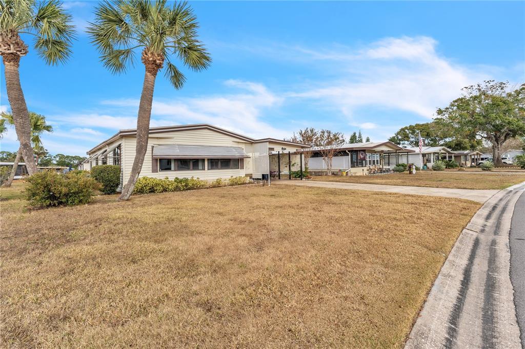 Picture of 1435 Mohawk Circle, Tavares, FL 32778