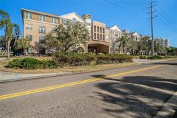 Picture of 4221 W Spruce Street Unit 2418, Tampa, FL 33607