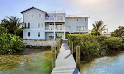 Picture of 2516 Avenue A, Bradenton Beach, FL 34217