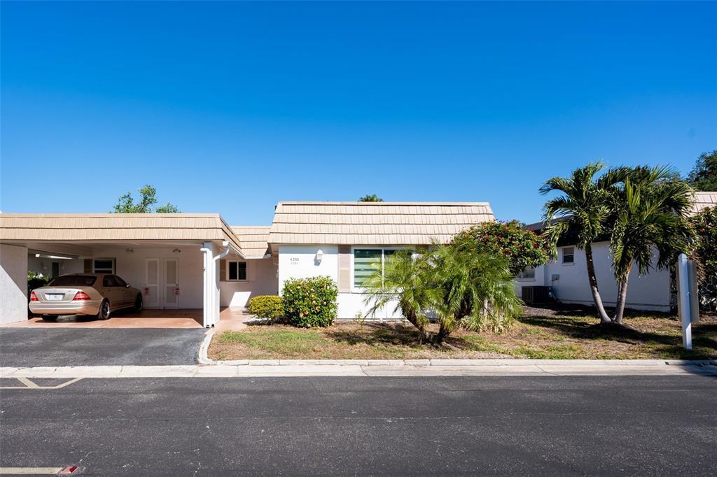 Picture of 2305 Riverbluff Parkway Unit V256, Sarasota, FL 34231