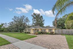 Picture of 610 Litchfield Way, Orlando, FL 32803