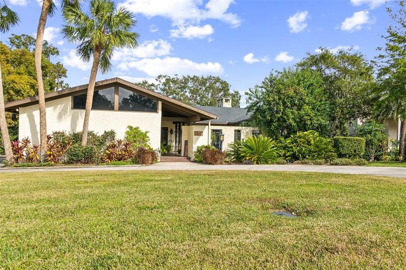 Picture of 1212 Lake Point Drive, Lakeland FL 33813