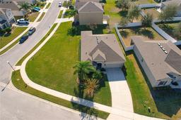 Picture of 2703 Limerick Circle, Grand Island, FL 32735