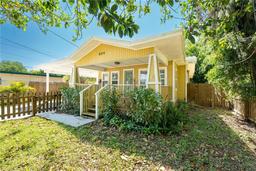 Picture of 809 E Lambright Street, Tampa, FL 33604