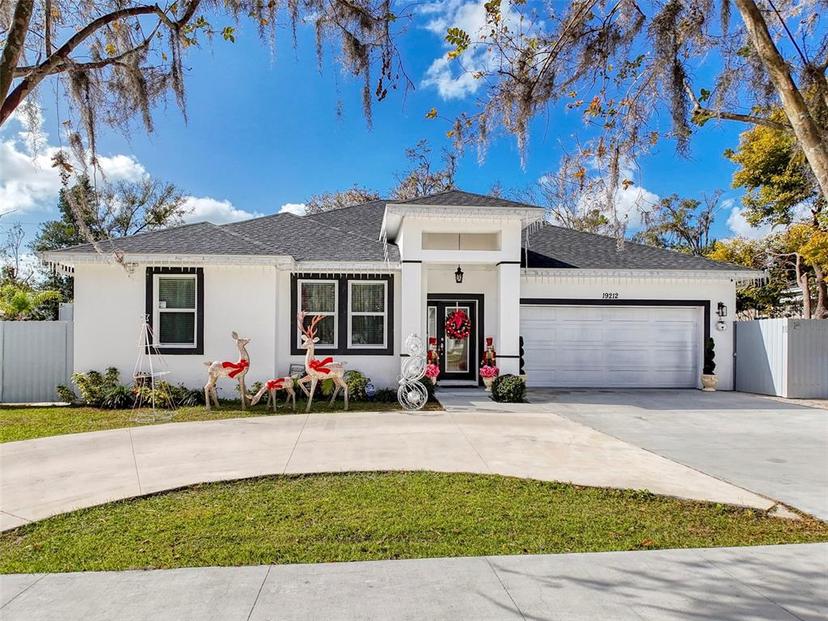 Picture of 19212 Sunlake Boulevard, Lutz FL 33558