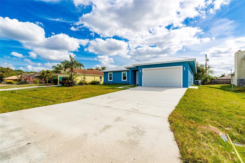 Picture of 942 SW Jaslo Avenue, Port Saint Lucie, FL 34953