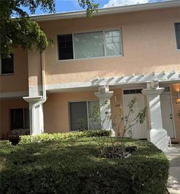 Picture of 628 Cohen Way Unit 628, Sarasota, FL 34236