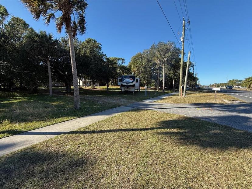 Picture of 3258 S Ridgewood Avenue, Edgewater FL 32141