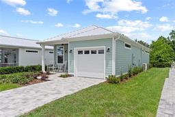 Picture of 12078 Lakeshore Way, Oxford, FL 34484