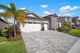 Picture of 14426 Woodland Spur Drive, Lithia, FL 33547