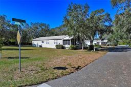 Picture of 11642 Martell Court, Leesburg, FL 34788