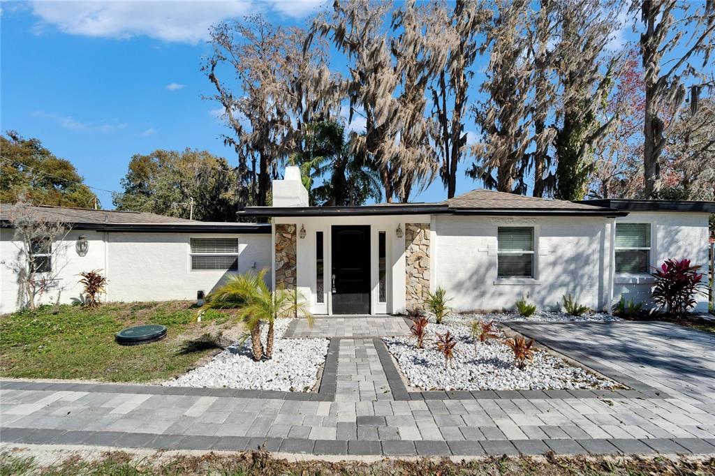 Picture of 5028 School Road, Land O Lakes, FL 34638