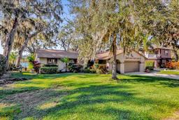 Picture of 509 E Lakeshore Drive, Ocoee, FL 34761