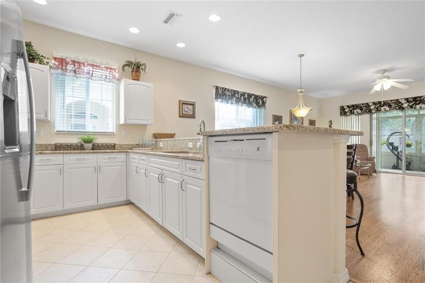 Picture of 24181 Green Heron Drive Unit 84, Punta Gorda FL 33980