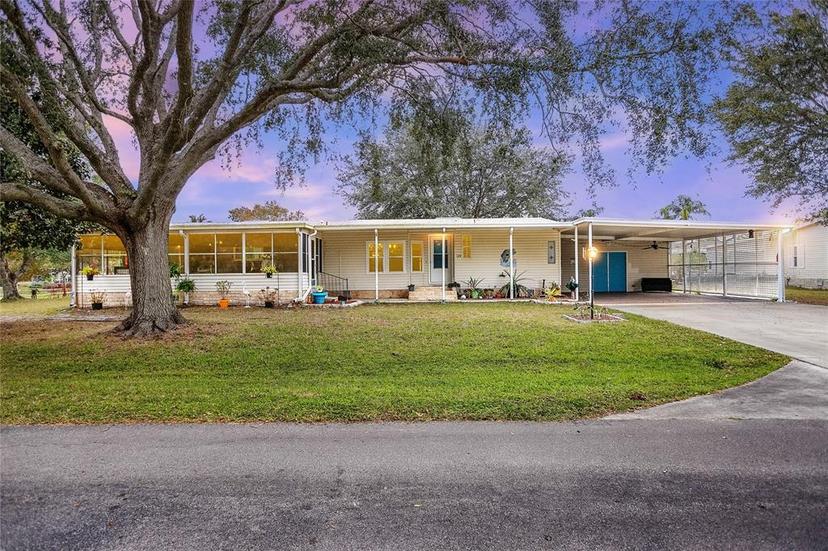 Picture of 124 Traders Cove Boulevard, Debary FL 32713