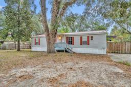 Picture of 169 NE 166Th Court, Silver Springs, FL 34488