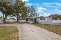 Picture of 10880 Village Green Avenue, Seminole, FL 33772