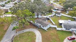 Picture of 10880 Village Green Avenue, Seminole, FL 33772