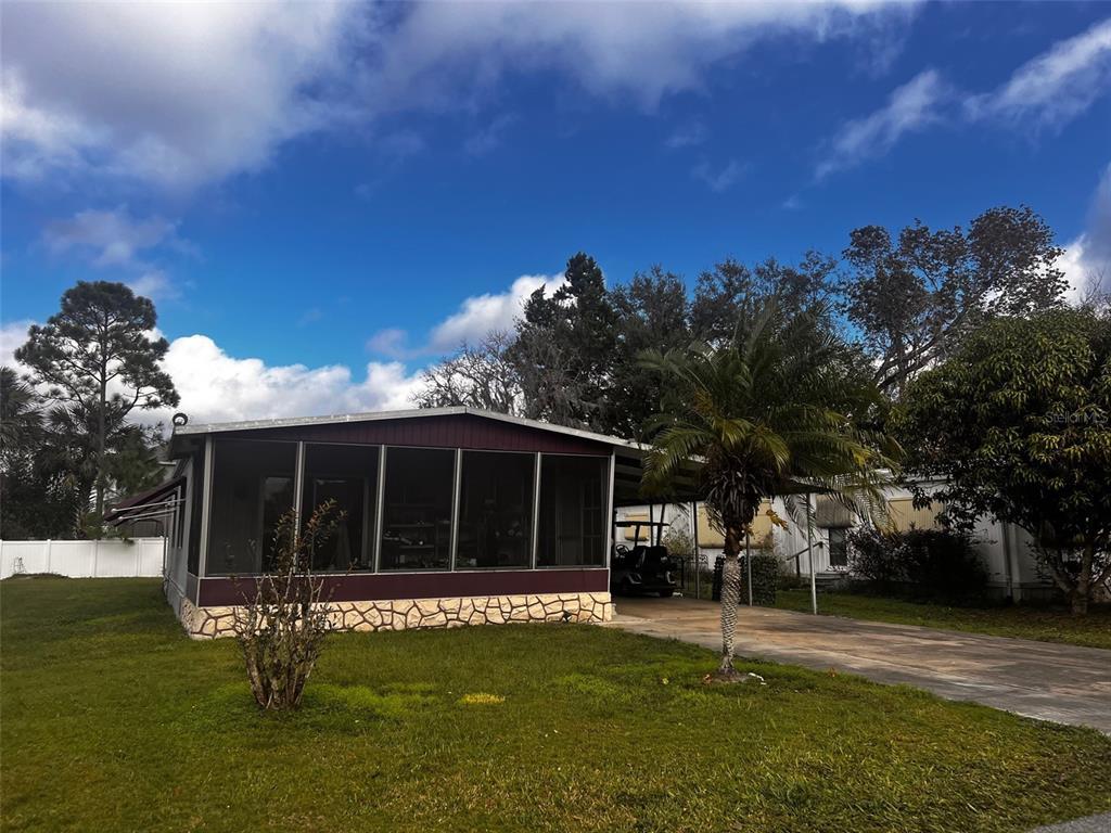 Picture of 194 Leisure World Drive N, Debary, FL 32713