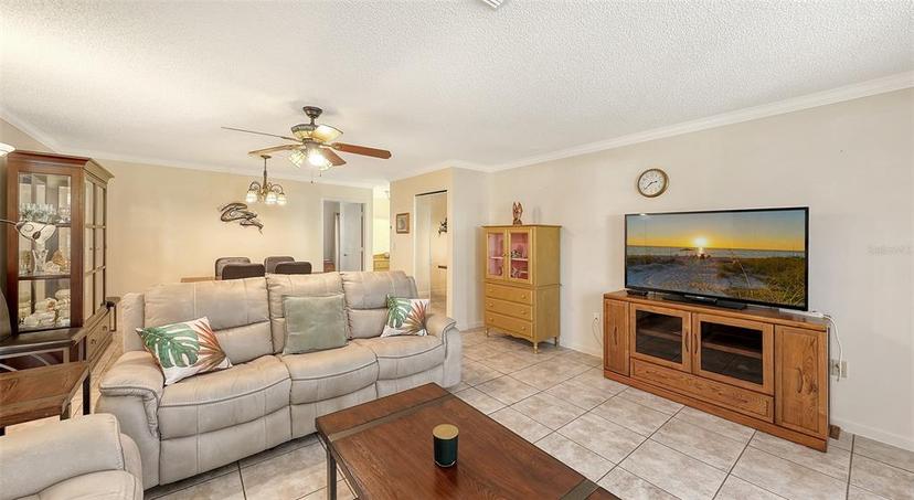 Picture of 4249 Oakhurst Circle E Unit 3034, Sarasota FL 34233