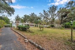 Picture of 10008 Ohio Avenue, Thonotosassa, FL 33592