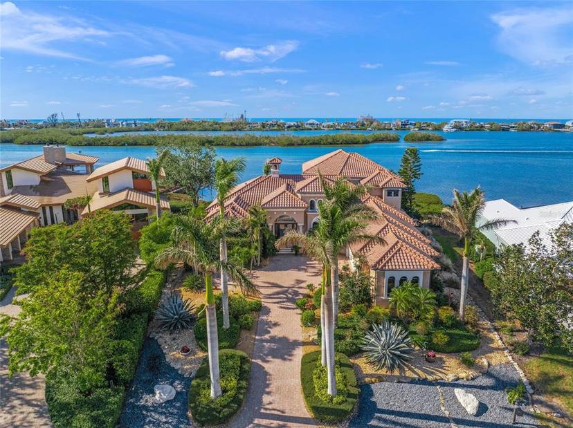 Picture of 275 Lookout Point Drive, Osprey FL 34229